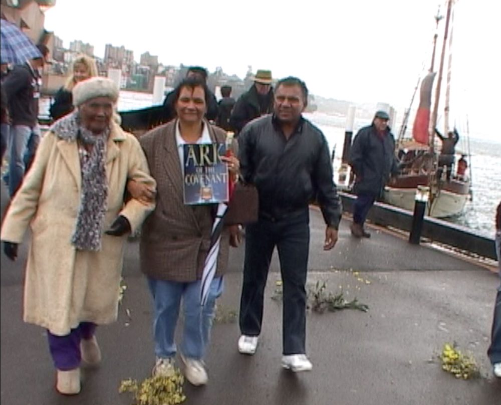 Grandma Barlow, Shirley Miller and Mick Mundine landing in Sydney on the Tribal Warrior, Psalm 24:7 conference 2006